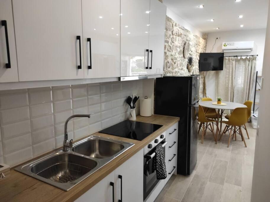 Garitsa Apartments Corfu  Buitenkant foto